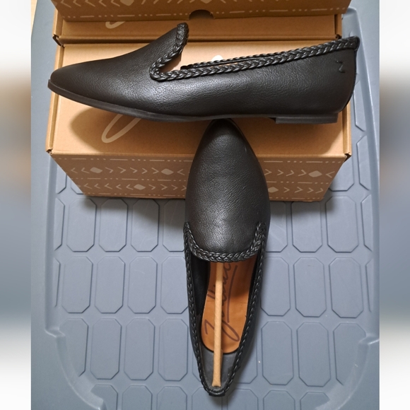 ZODIAC Hill LOAFERS brand new BRAIDED TRIM black - Picture 5 of 8